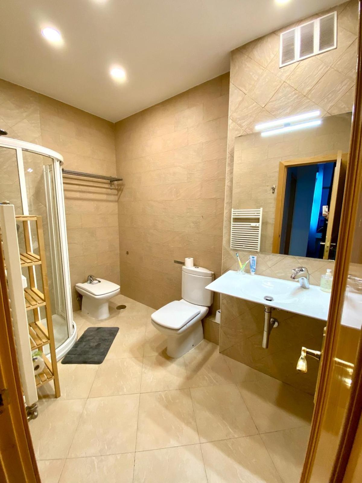 Plaza Del Sol Cozy Apartment! Madrid